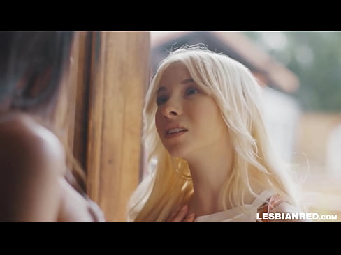 ❤️ Meisie kom 'n paar maande later by die huis en eet uiteindelik haar stiefma se poes Porno by porn af.porn-tub-sexer.ru ﹏